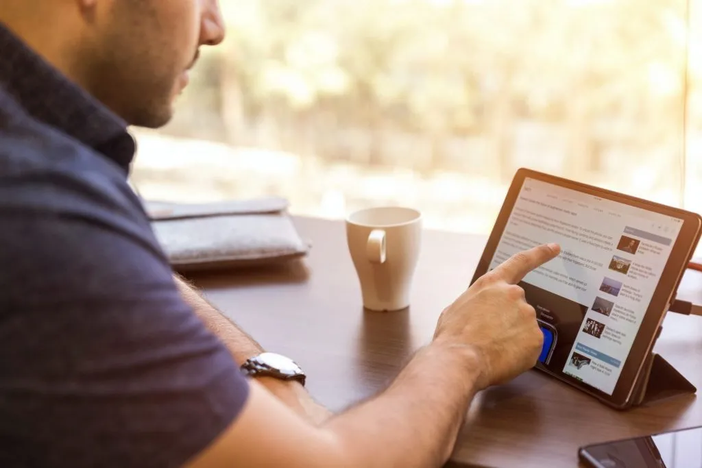 3 Fast Ways How to Download a GIF from Any Website