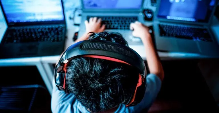 Top 7 Most Popular Online Games