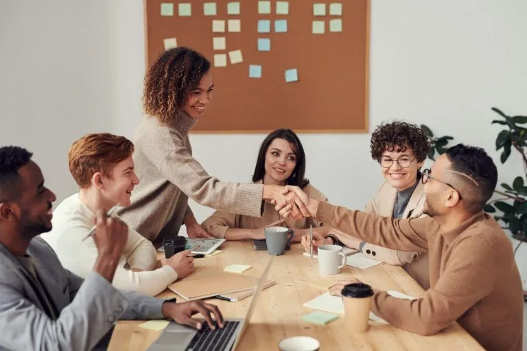 What Are The Benefits Of Hiring A Custom Software Development Team