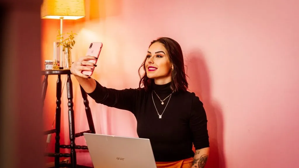 What Is A Social Media Influencer? - And How Does It Works