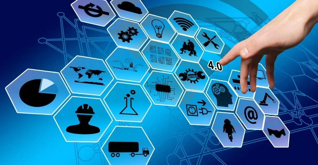 Role Of Cloud Computing Technology