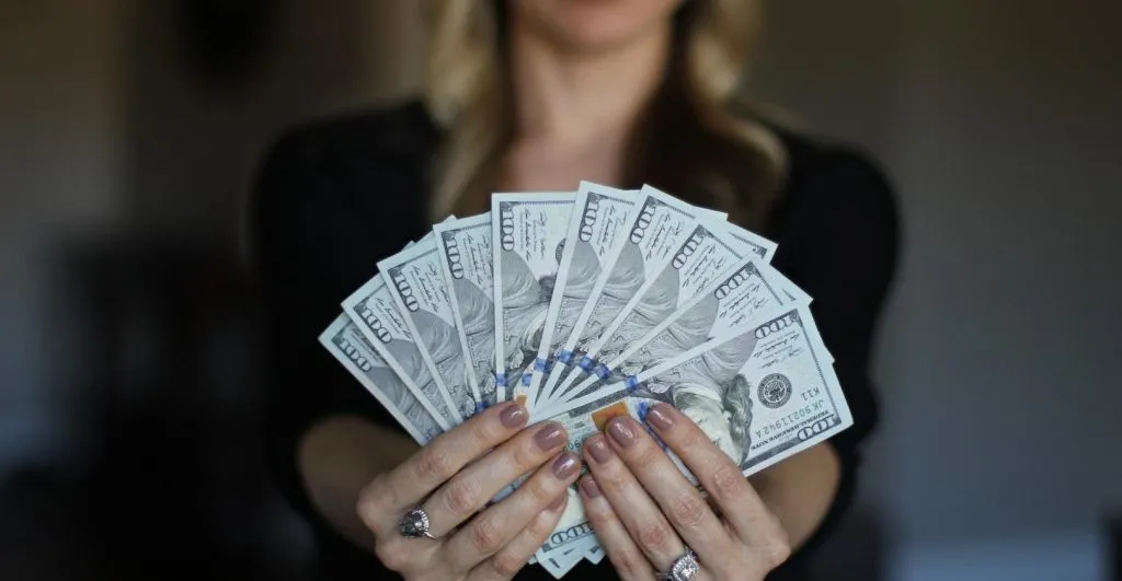 About Low Risk Money Market Accounts