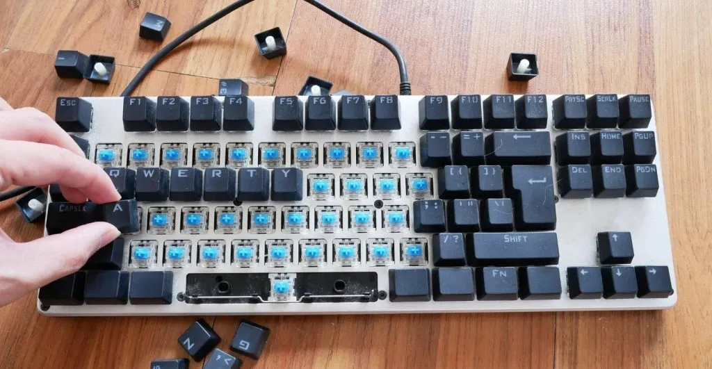 Step 2 Start Cleaning The Keycaps.
