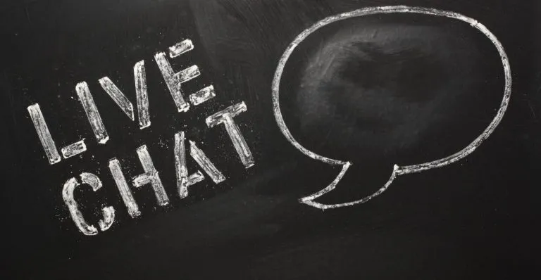 What Are The Tips For Integrating A Live Chat Solution Into A Website