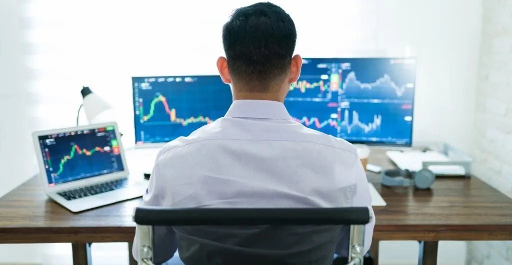 How To Become A More Profitable Trader